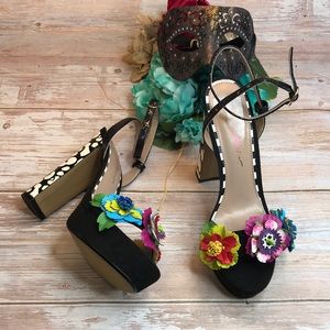 Betsey Johnson | Shoes | Betsey Johnson Black Multi Milana  display picture 1